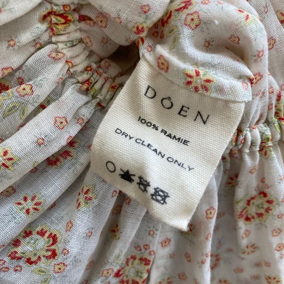 Doen XS Adie Top in Alabaster Countryside Calico - Picture 6 of 14